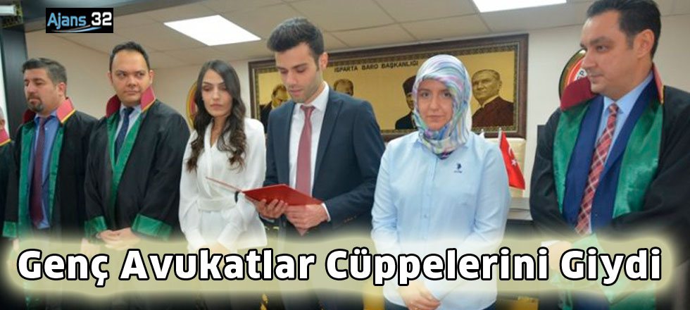 Genç Avukatlar Cüppelerini Giydi