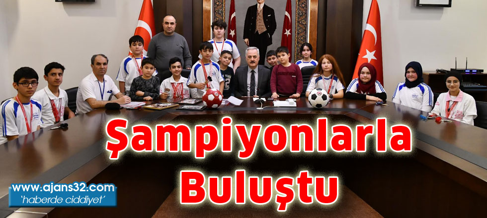 Şampiyonlarla buluştu