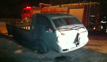 Isparta'da Araç Kundaklandı