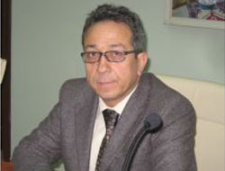 Fevzi Özdemir Açtı Ağzını, Yumdu Gözünü