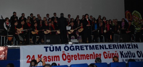 Öğretmenler Korosu Van İçin Söyleyecek
