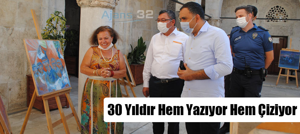 30 Yıldır Hem Yazıyor Hem Çiziyor