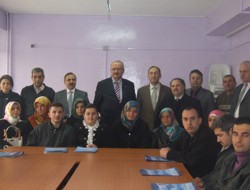 Hasta ve Yaşlı Bakım Kursiyerleri Sertifikalarını Aldı