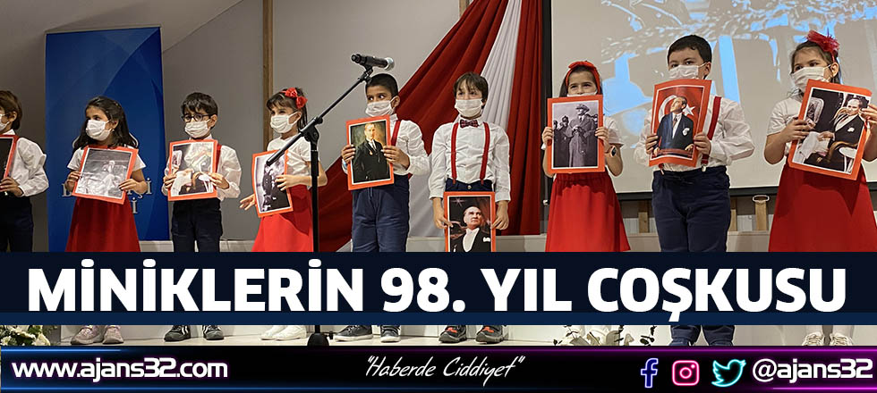 Minik öğrenciler 98. Yılı kutladı