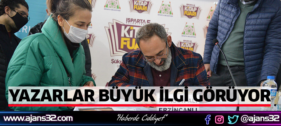 Yazarlar Büyük İlgi Görüyor