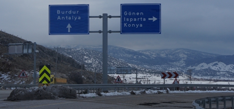 Gümüşgün Kavşağındaki Tabelaya Yeni Ayar