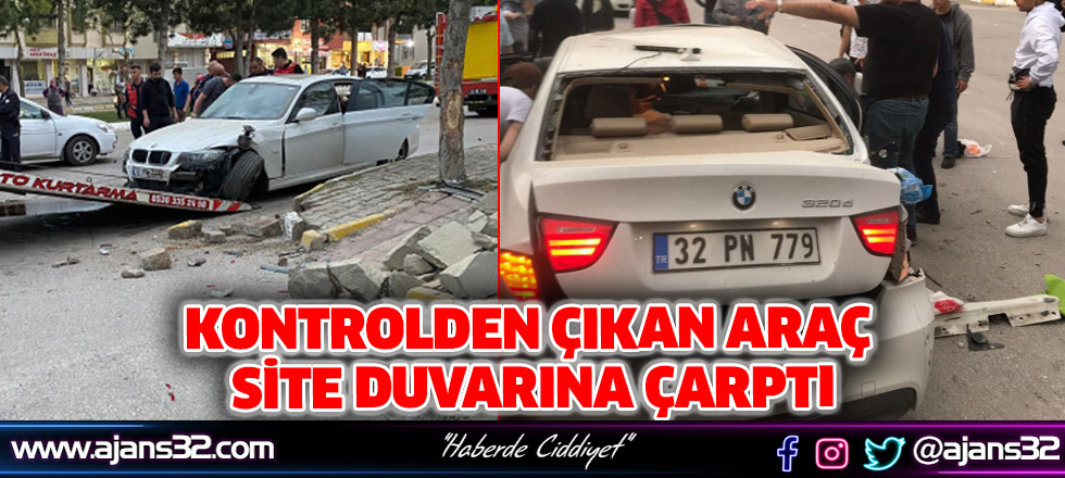 Kontrolünden Çıkan Araç Site Duvarına Çarptı