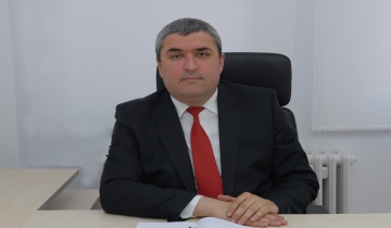 Gazeteci Aksöz, Rektör Danışmanı