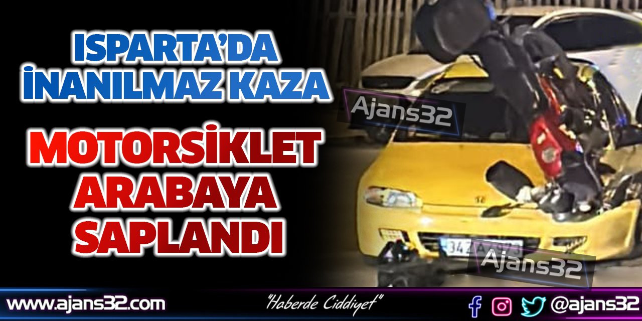 Motorsiklet Arabaya Saplandı