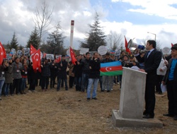SDÜ Kampüsünde Hocalı Katliamı Kınandı