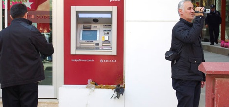 Mimar Sinan Caddesi'nde Bomba Paniği