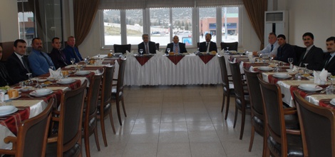 ABD'li Emniyet Yetkilileri Rektör İbicioğlu'nu Ziyaret Etti