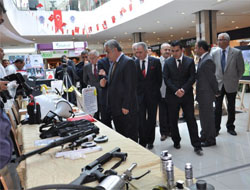 Iyaşpark AVM'de Polis Teşkilatını Tanıtma Standı Açıldı