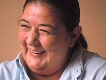 Meral Okay Hayatını Kaybetti