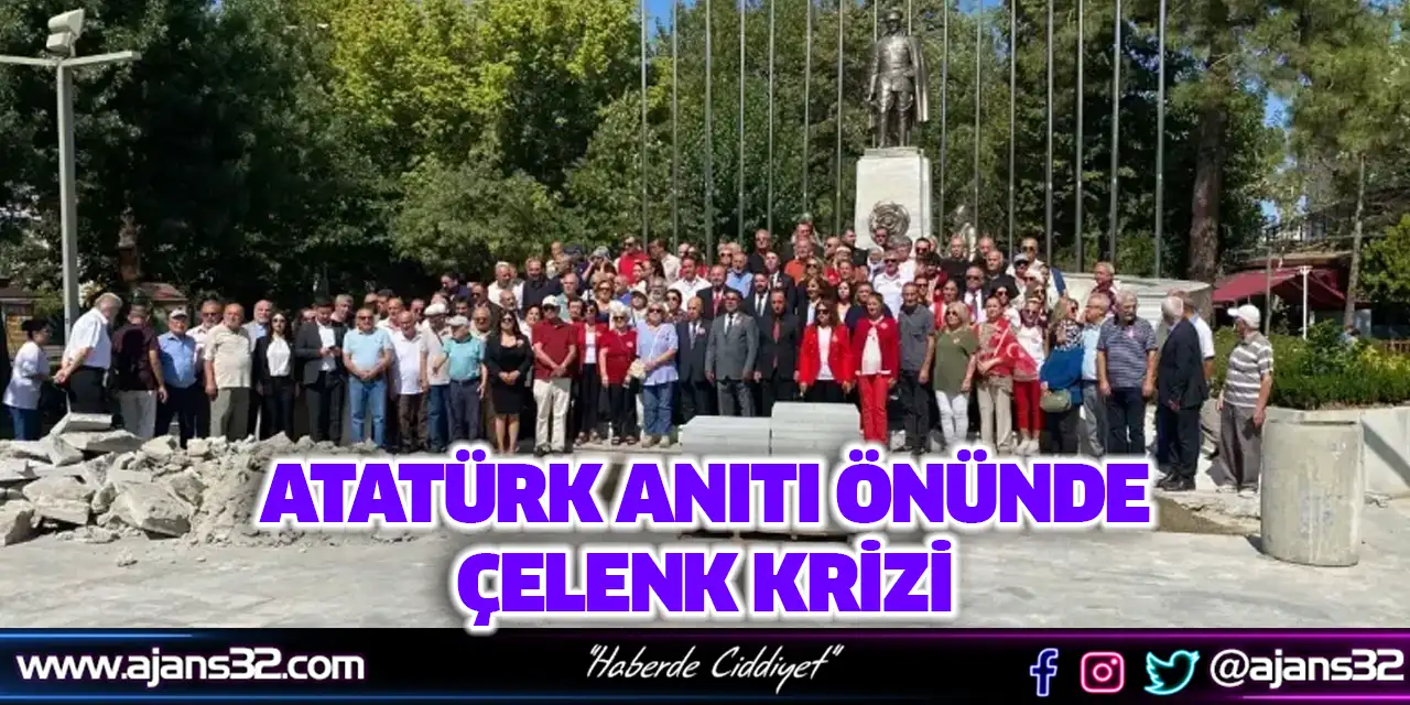 Atatürk Anıtı Önünde Çelenk Krizi