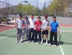 Kort Tenisinde Isparta Şampiyonu Oldular