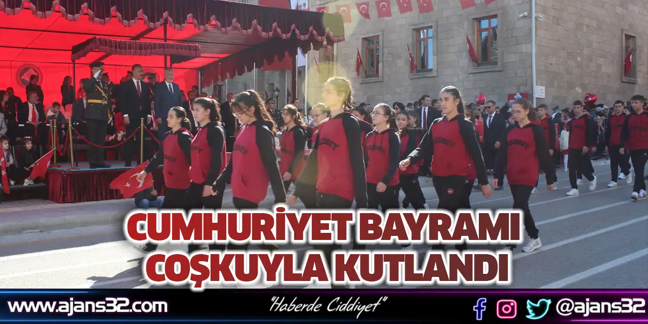 Cumhuriyet Bayramı Coşkuyla Kutlandı