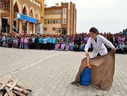 Yangına Müdahale Şekillerini Öğrendiler