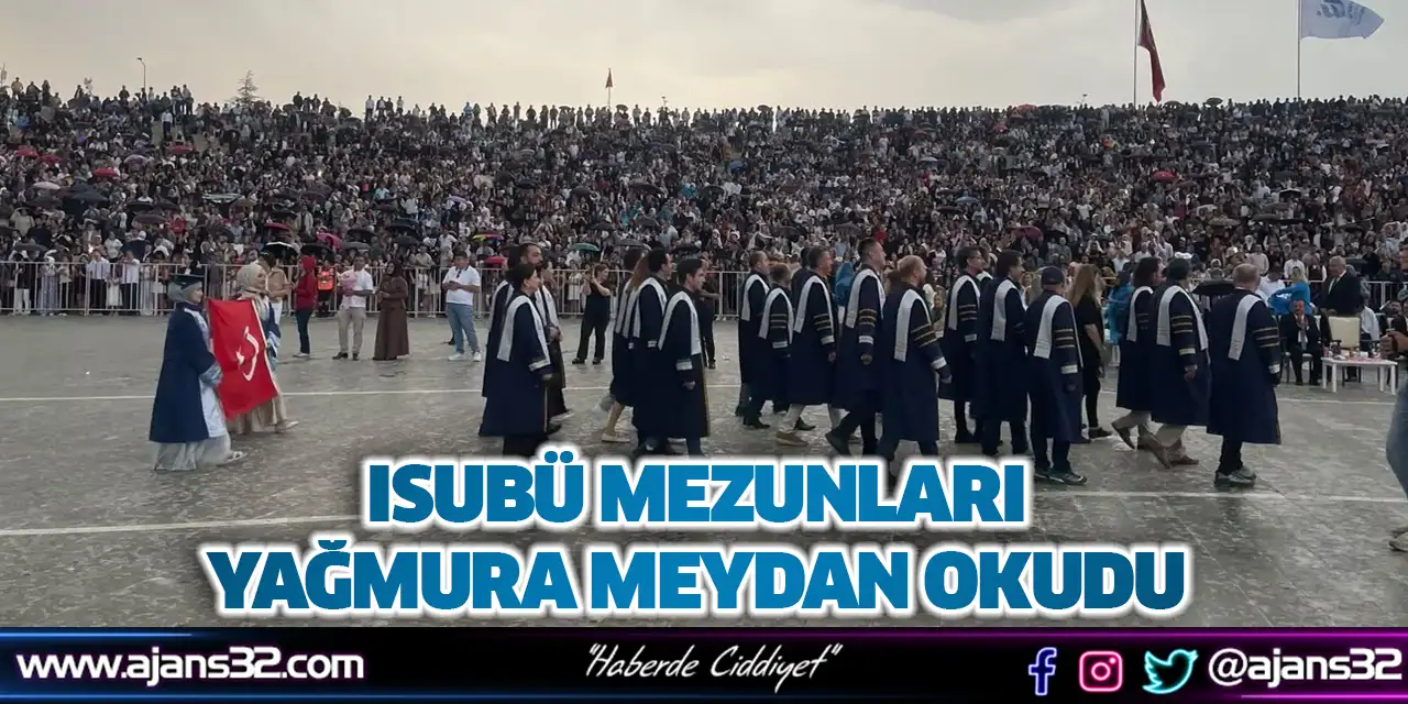 ISUBÜ Mezunları Yağmura Meydan Okudu