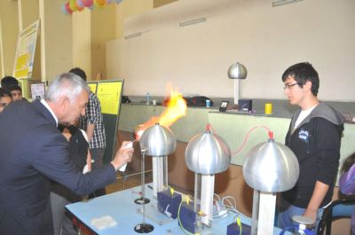 SD Fen Lisesi Bilim Şenliği Düzenledi