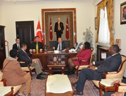 ABD'li Senato Üyeleri Oğuz'u Ziyaret Etti