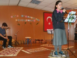 Altınbaşak’tan Şiir Okuma Gecesi