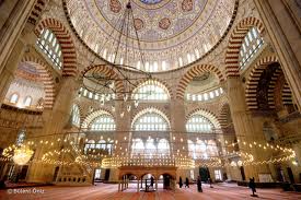 Isparta'da Camiiler Gül Kokacak