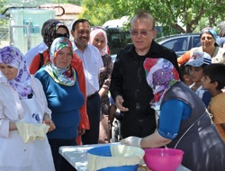 Huzurevi Sakinleri Çünür'de Piknik Yaptı