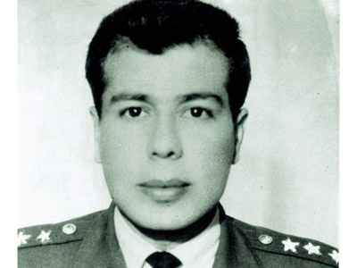 Cengiz Topel Kimdir?