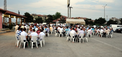 Halk Otobüsü Şoförleri İftarda Bir Araya Geldi