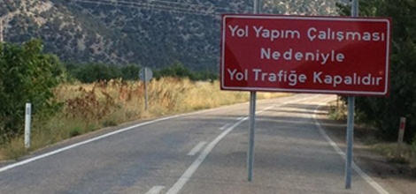 Bu Levha Kazaya Davetiye Çıkarıyor..