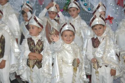 Bağıllılı İşadamından, Vali Himayesinde Toplu Sünnet...