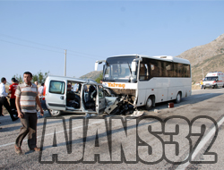 Gelendost Yolu'nda Can Pazarı:2 Ölü, 4'ü Ağır 14 Yaralı...