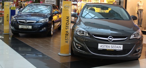 2013 Model Yeni Opel Astra Sedan Piyasaya Çıktı