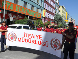 İtfaiyecilerde tatlı telaş