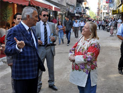 Kafeler Caddesinde Sona Doğru