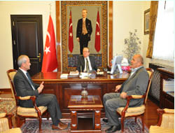 Vali Oğuz'a Gül Kokulu Ziyaret