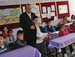 İsteğini Şiirle Anlattı