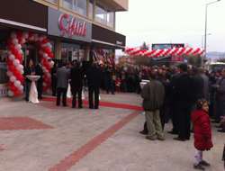 Çiftlik Market Terakki Şubesini Açtı