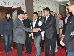 Vali Oğuz’dan Ders