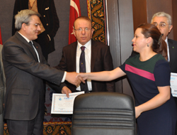 Hızlı Okuma Belgelerini Aldılar