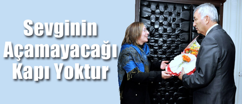 Sevginin Açamadığı Kapı Yoktur