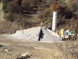 Muhtarlarla Köylü Karşı Karşıya Geldi