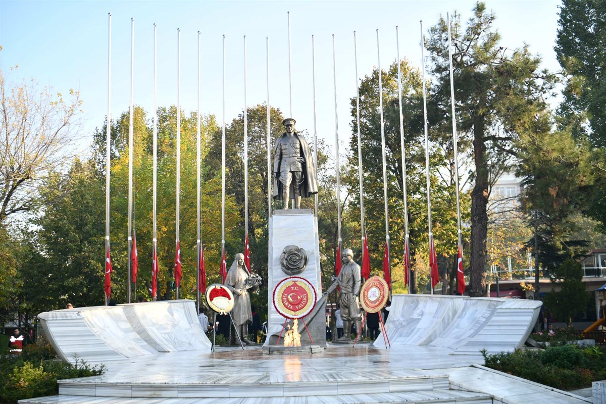 gazi-mustafa-kemal-ataturk-1.jpg